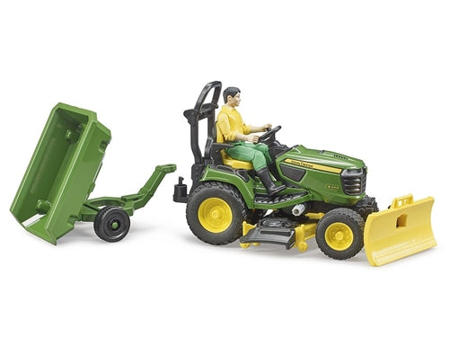 JOHN DEERE TRATTORE TOSAERBA